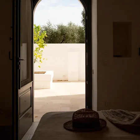 B&B Oltre Gli Ulivi 오스투니