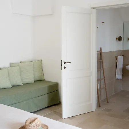 Oltre Gli Ulivi B&B 오스투니