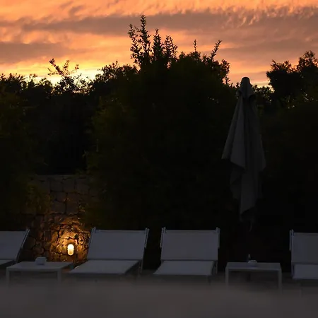 Oltre Gli Ulivi לינה וארוחת בוקר 4*